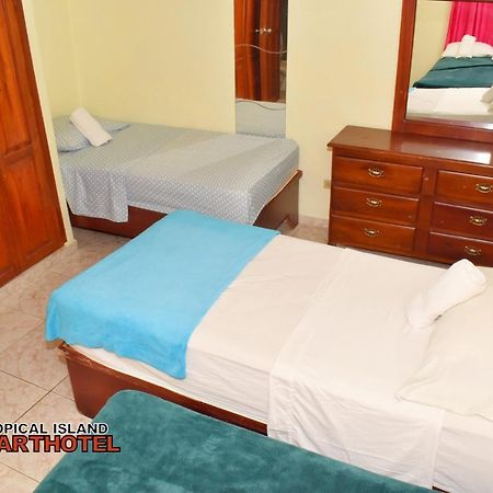 Tropical Island Apartahotel La Viva Exterior photo