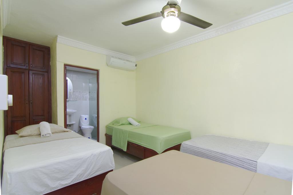 Tropical Island Apartahotel La Viva Exterior photo